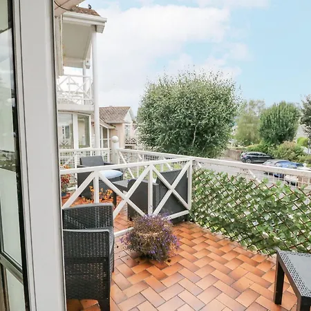 8 Scrahan Place * 基拉尼