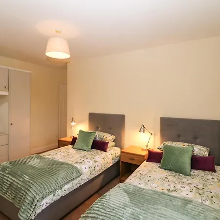Apartment 8 Scrahan Place Killarney