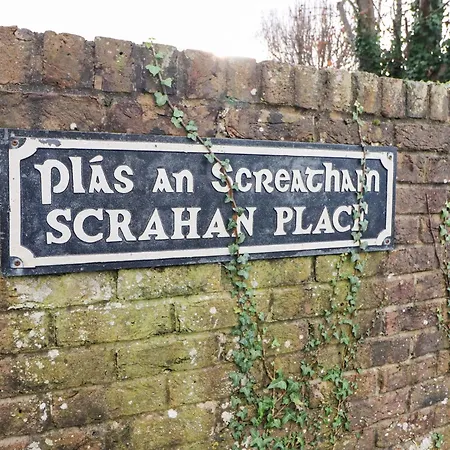 アパート 8 Scrahan Place *